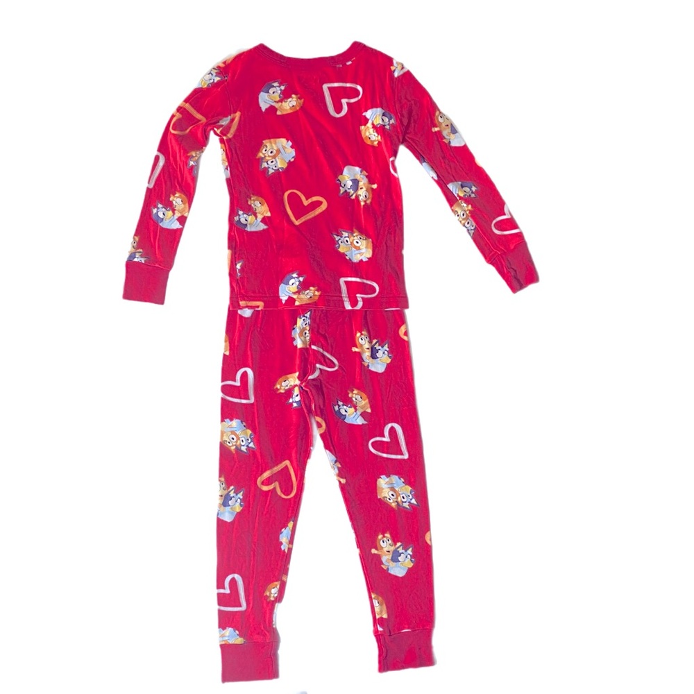 Bluey Red Heart Pajama Set Size 4T - Picture 2 of 5